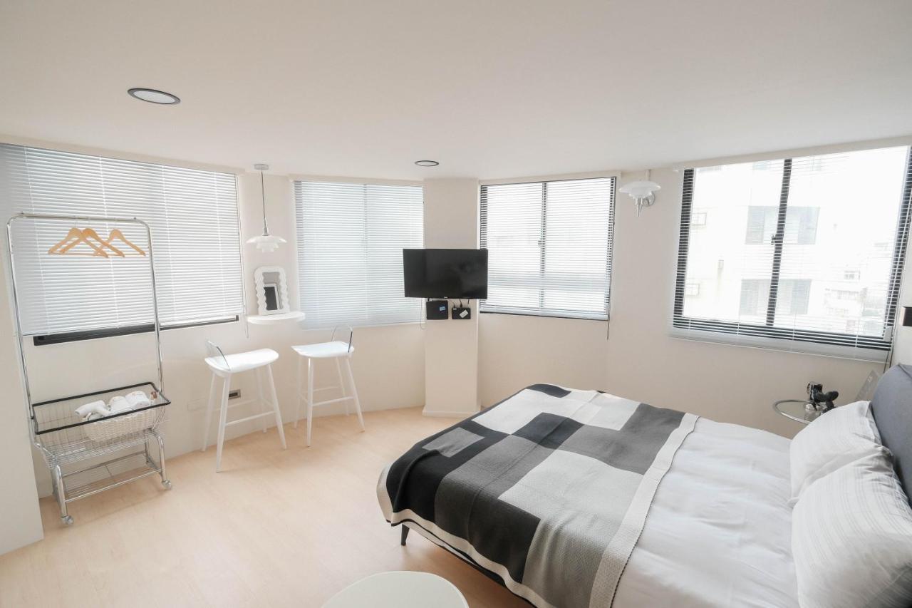 七七漫旅 Seven77 Apartment ไถหนาน ภายนอก รูปภาพ